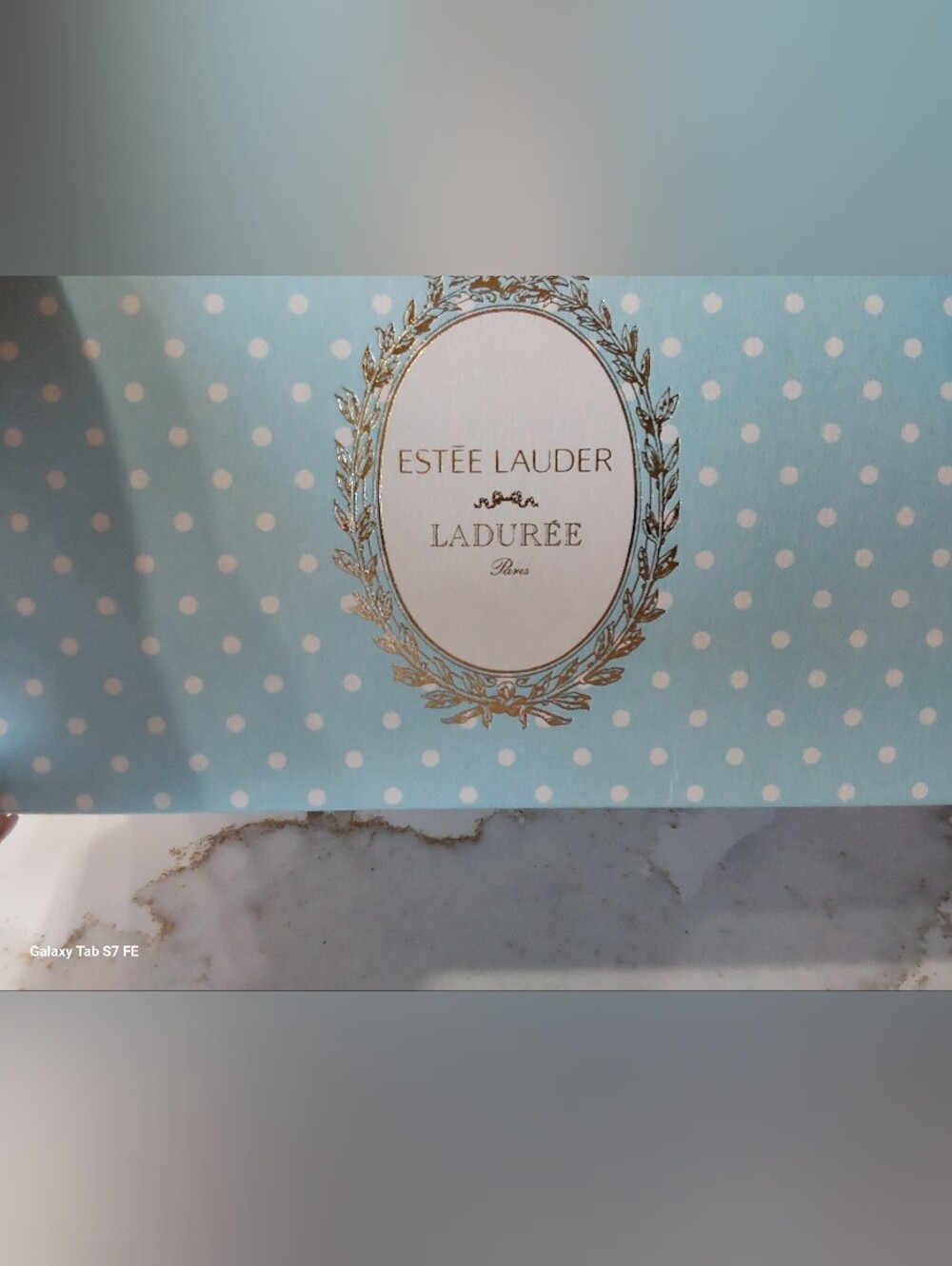 Estee LAUDER The Hydrating Routine - Picture 2 of 7